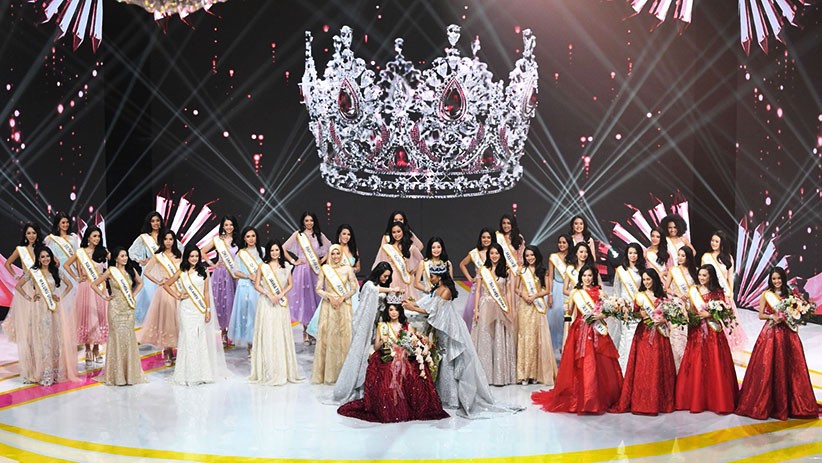 Momen Pricilia Carla Yules Dinobatkan sebagai Miss Indonesia 2020 - Bagian 2