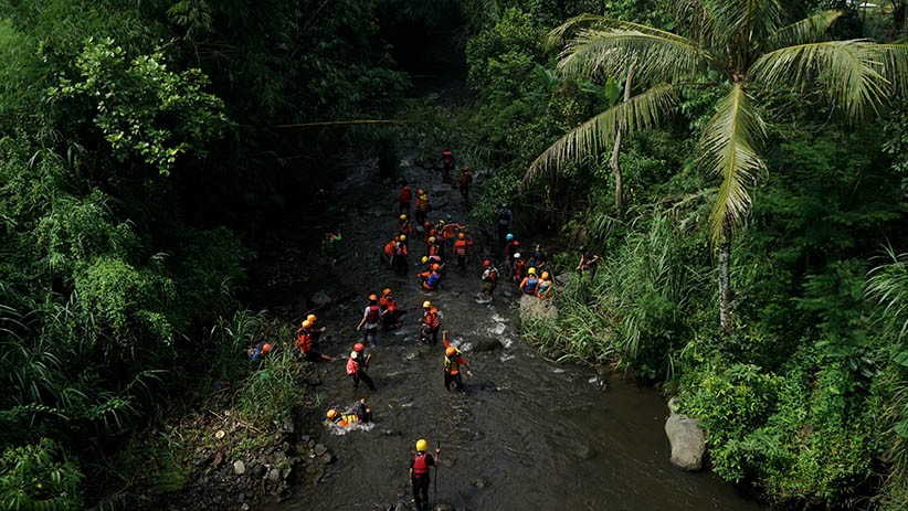 10 Pelajar SMPN 1 Turi Tewas di Sungai Sempor Telah Ditemukan - Bagian 1