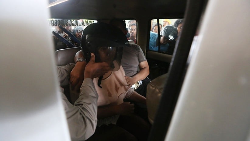 Diduga Penculik Anak, Perempuan Paruh Baya Diamankan Aparat Polsek Wonokromo - Bagian 2