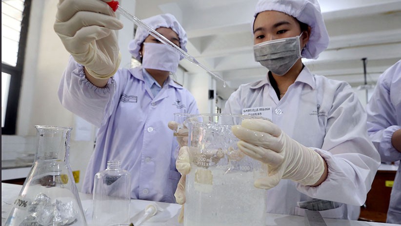 Mahasiswa Universitas Surabaya Buat Cairan Antiseptik dari Lidah Buaya - Bagian 3