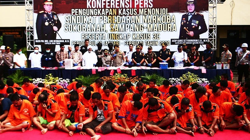 Polres Tanjung Perak Surabaya Musnahkan 30 Kg Sabu Jaringan Malaysia - Bagian 2