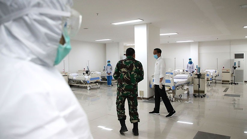 Jokowi Cek Kesiapan Rumah Sakit Darurat COVID-19 di Wisma Atlet Kemayoran - Bagian 4