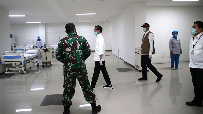 Jokowi Cek Kesiapan Rumah Sakit Darurat COVID-19 di Wisma Atlet Kemayoran - Bagian 3