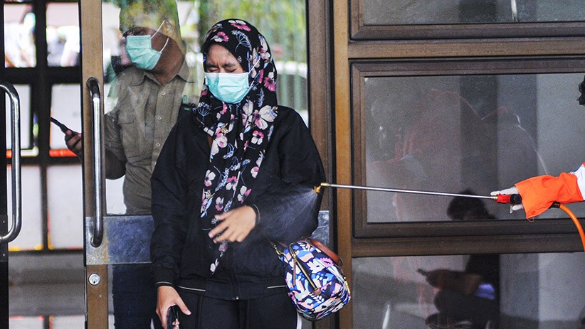 Tenaga Medis Ikuti Rapid Test COVID-19 di Bekasi - Bagian 3