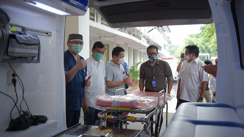 Astra Financial Donasikan Ambulans untuk Rumah Sakit St. Carolus - Bagian 2