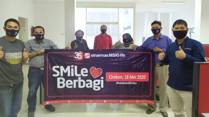 Peduli Masyarakat Terdampak Covid-19, SMiLe Berbagi Bantuan Serentak di 11 Kota - Bagian 3