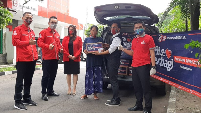 Peduli Masyarakat Terdampak Covid-19, SMiLe Berbagi Bantuan Serentak di 11 Kota - Bagian 2