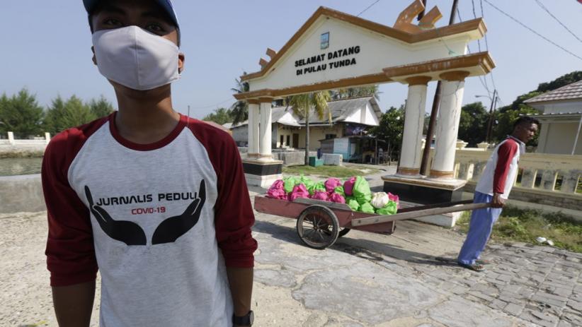 Jurnalis Peduli Salurkan Bantuan untuk Warga Terdampak Covid-19 di Pulau Tunda - Bagian 4