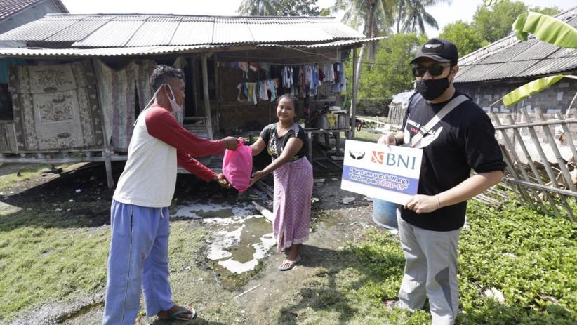 Jurnalis Peduli Salurkan Bantuan untuk Warga Terdampak Covid-19 di Pulau Tunda - Bagian 6