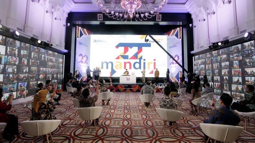 HUT ke-22 Bank Mandiri Gelar Potong Tumpeng secara Virtual - Bagian 1
