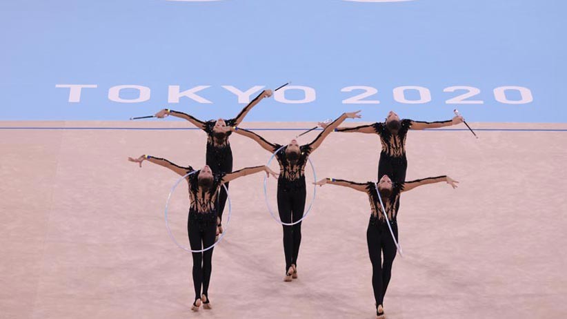  Potret Keindahan Gerak dan Warna-warni Busana dalam Senam Ritmik Olimpiade Tokyo 2020  - Bagian 9