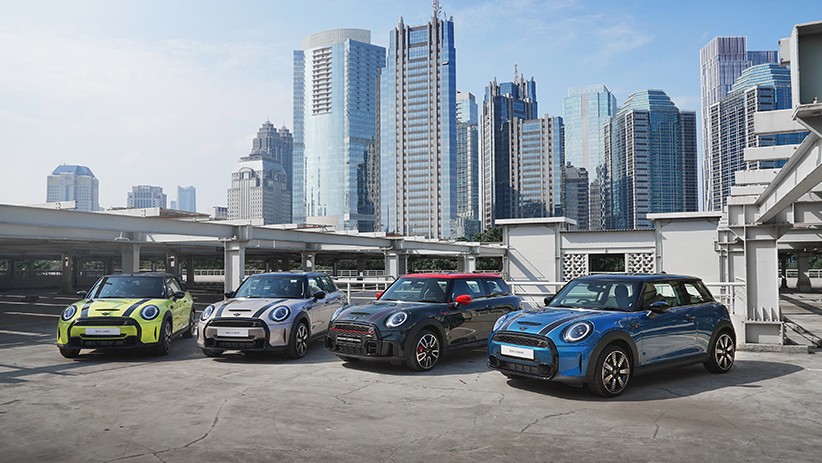 Tampilan Keren MINI Generasi ke-4 dengan Desain dan Teknologi Terbaru - Bagian 1