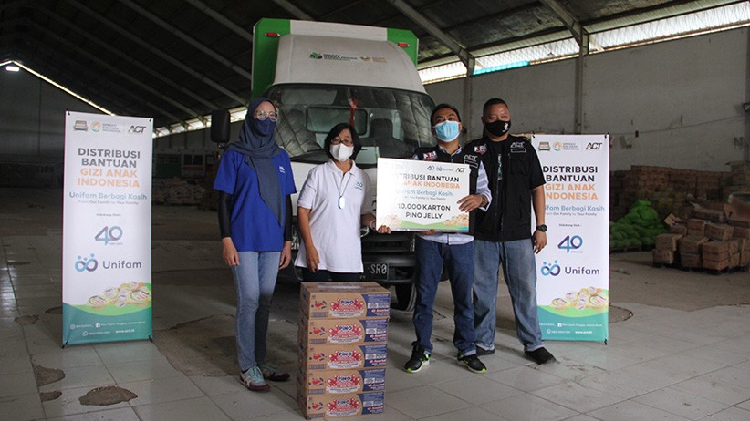 Unifam Gandeng ACT Distribusikan Bantuan Gizi Anak Indonesia - Bagian 3
