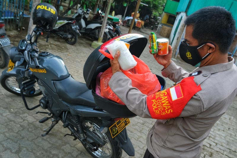 Dirikan Tempat Belajar di Kuburan, Begini Kepedulian Aiptu Paleweri Terhadap Anak Miskin  - Bagian 8