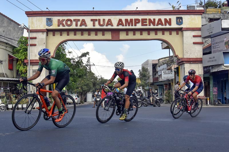  100 Atlet Ikuti Triathlon HK Endurance Challenge  - Bagian 1